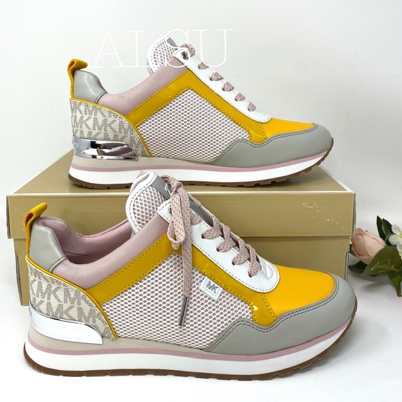 🌸SALE🌸 Michael Kors Maddy Trainer Mesh Vanilla AUTHENTIC Women Size 49R0MAFS2D - Picture 5 of 8